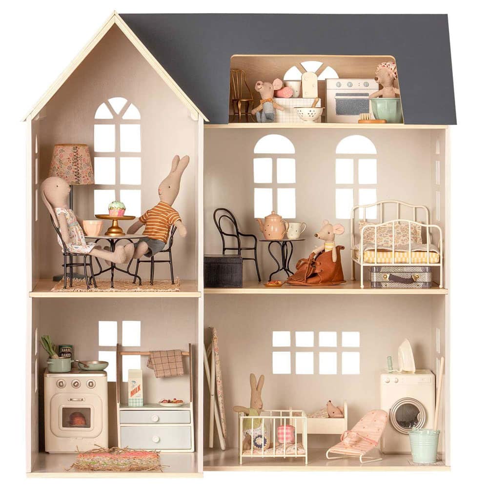 Dolls and Doll Houses - Jadrem Toys